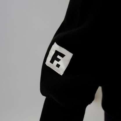 BLACK ZIP CREW