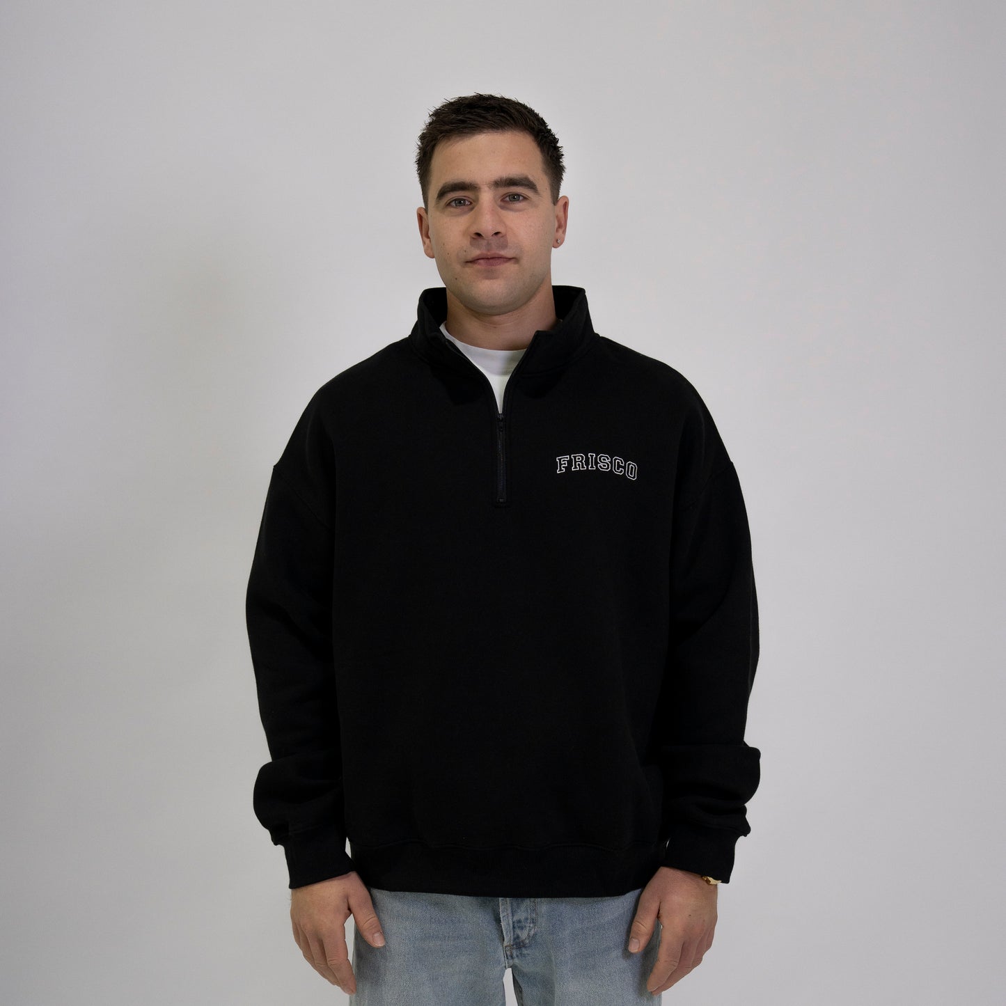 BLACK CLASSIC ZIP CREW